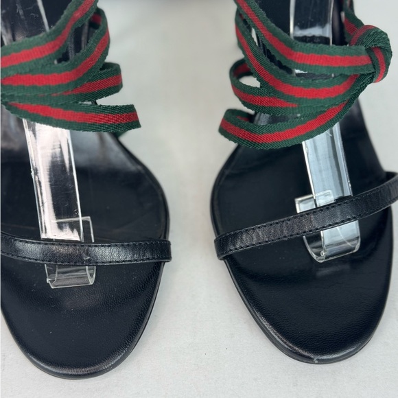 Gucci Black Red/Green Sandals with Multi-Strap Design Size 38. - Picture 8 of 15